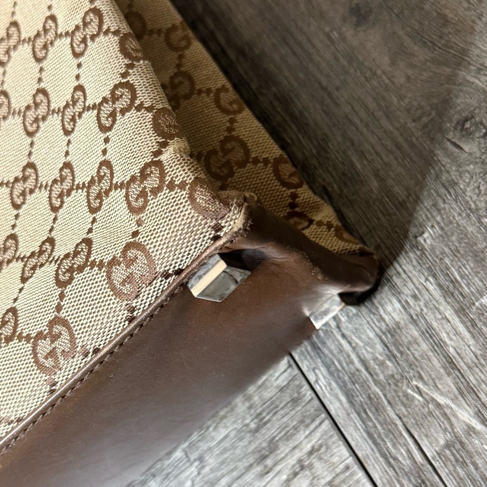 💎GUCCI BUSINESS BAG/ BRIEFCASE W/ Lock & Key💎 - Picture 9 of 16